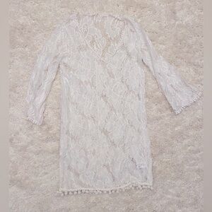 Cute En Crème Lace Swimsuit Coverup. Size Small.